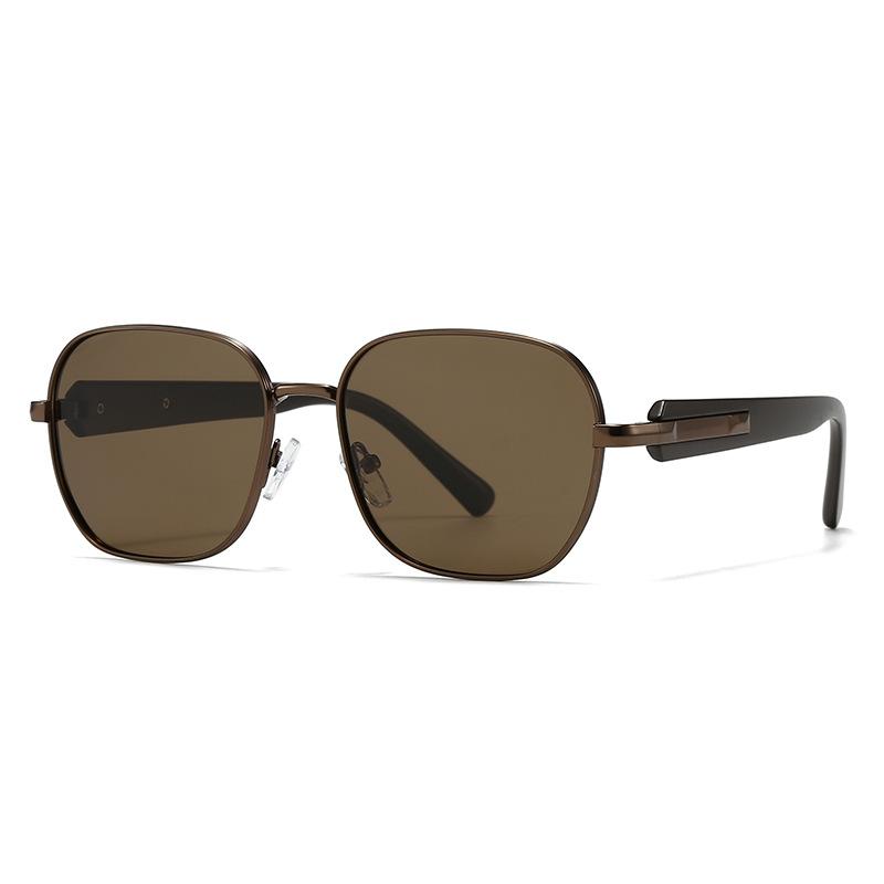 Bestseller Polarized Sunglasses for Men Street Photography Model Sunglasses with Metal Frame Fashion UV400 Protection as pictures
Bestseller Polarized Sunglasses for Men Street Photography Model Sunglasses with Metal Frame Fashion UV400 Protection as pictures