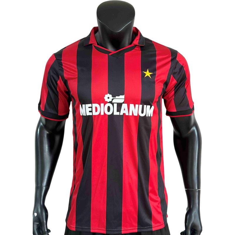 Retro AC Manchester United Croatia Spain Real Madrid Liverpool Argentina Football Shirt Short-sleeved Top L
Retro AC Manchester United Croatia Spain Real Madrid Liverpool Argentina Football Shirt Short-sleeved Top L