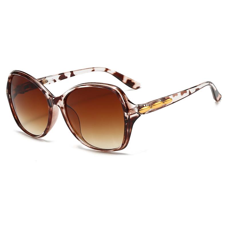Sunglasses Street Stall Running Rivers And Lakes Sunglasses Women Fashion Big Frame Thin Versatile Summer Tide
Sunglasses Street Stall Running Rivers And Lakes Sunglasses Women Fashion Big Frame Thin Versatile Summer Tide