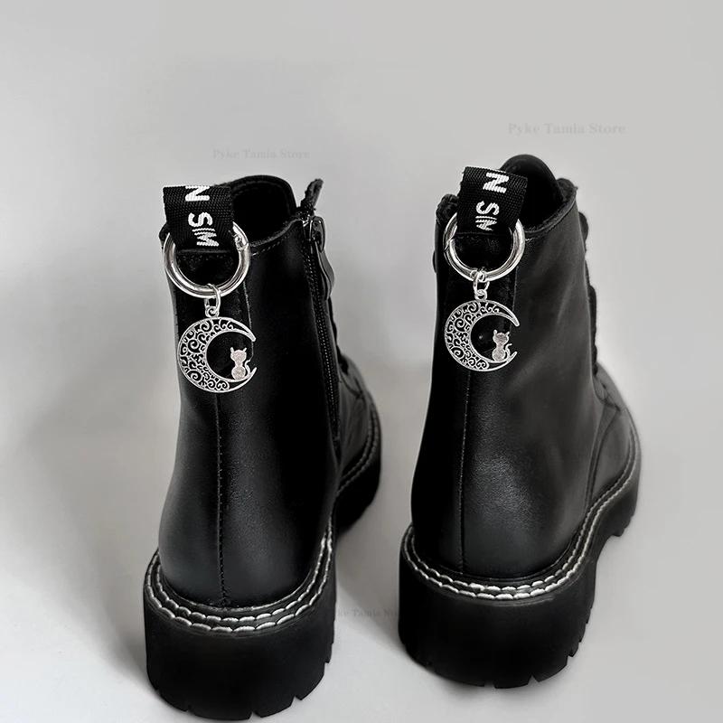 2pcs New Metal Hollow Cute Cat Moon Pendant Boots Shoes Buckles Decoration Removable Women Diy Jewelry Heel Shoes Accessories
2pcs New Metal Hollow Cute Cat Moon Pendant Boots Shoes Buckles Decoration Removable Women Diy Jewelry Heel Shoes Accessories