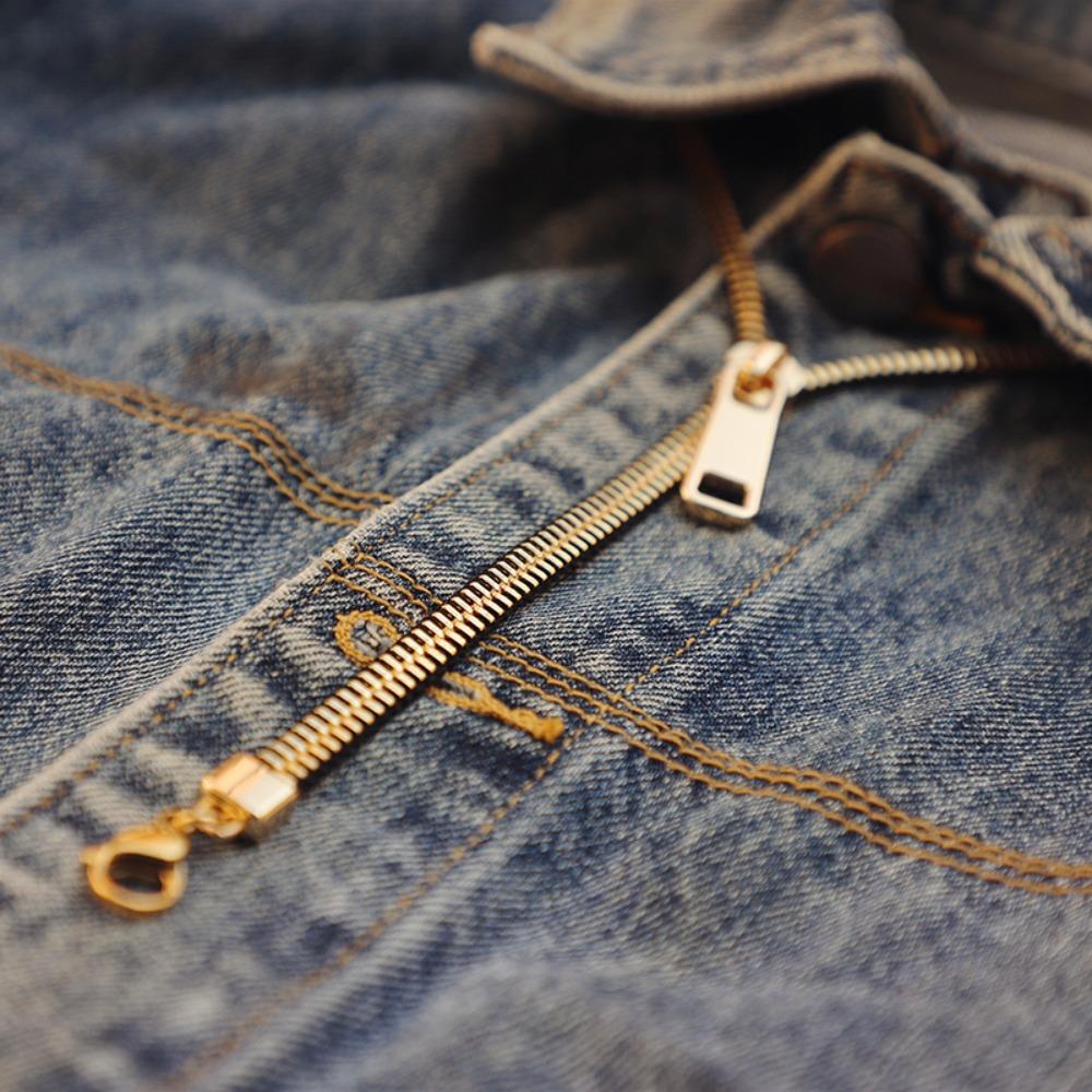 Choker Pull-able Zipper Sweater Chain Hip-hop Clavicle Necklace Vintage Zipper Necklace Unisex золотий
Choker Pull-able Zipper Sweater Chain Hip-hop Clavicle Necklace Vintage Zipper Necklace Unisex золотий