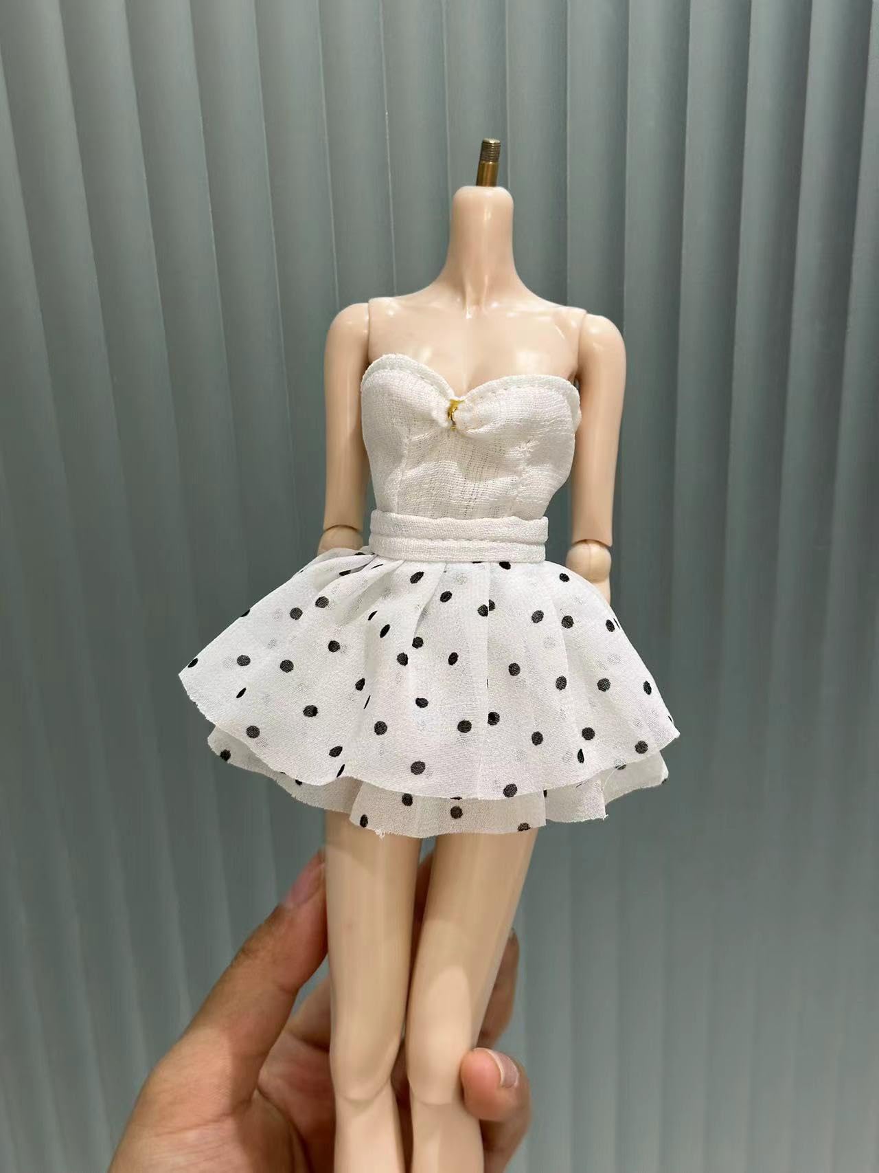 scale 30CM ob27 secretary work office daily cute short are not 1/6 clothes, clothes, clothes, clothes, skirt, (body, head, shoes, etc. included)
scale 30CM ob27 secretary work office daily cute short are not 1/6 clothes, clothes, clothes, clothes, skirt, (body, head, shoes, etc. included)