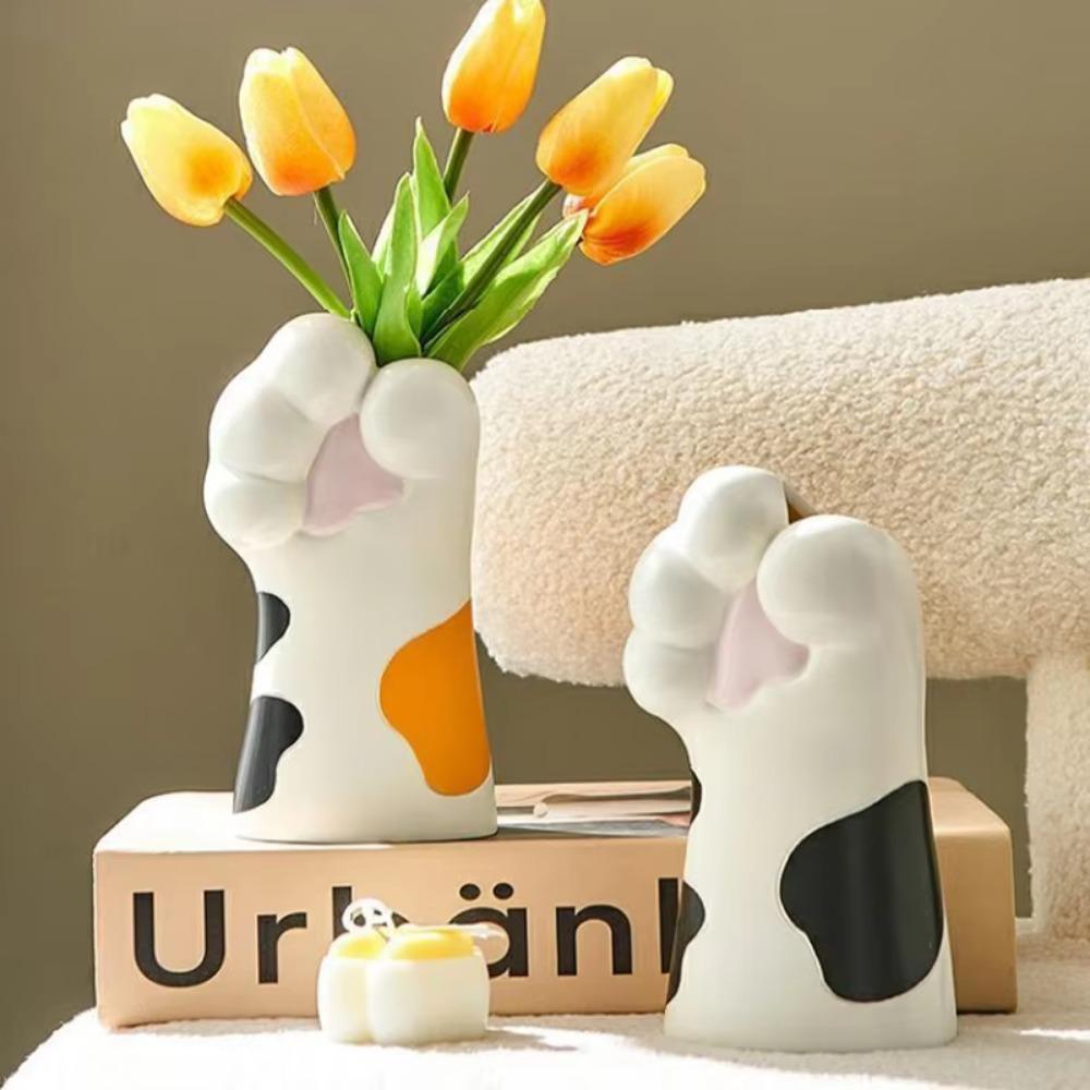 Handmade Desktop Plants Pot Painted Cat Claw Holder Cartoon Cat Claw Flower Vase Wedding Decor Style 2
Handmade Desktop Plants Pot Painted Cat Claw Holder Cartoon Cat Claw Flower Vase Wedding Decor Style 2
