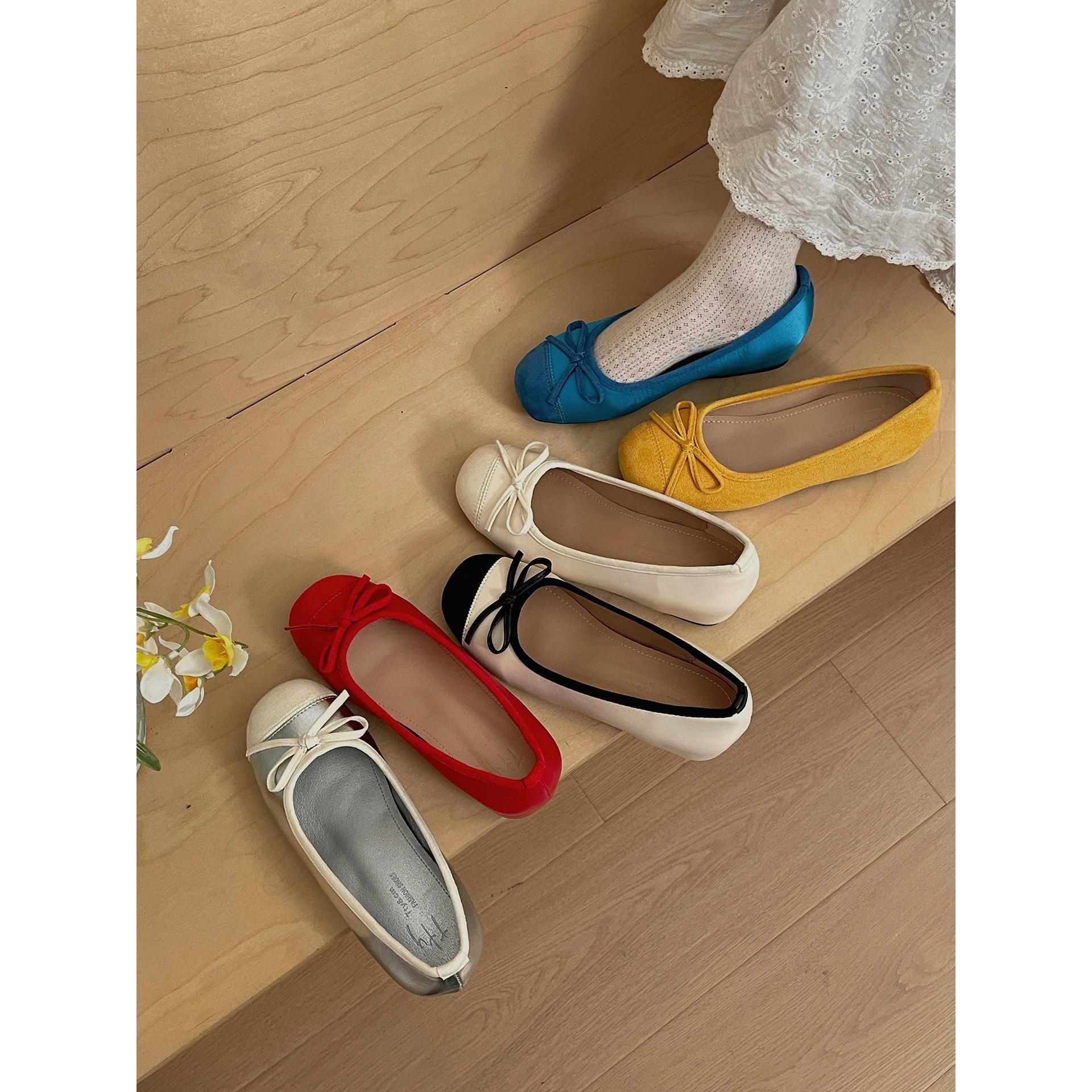 Red ballet inner shallow mouth flat sole shoes women s Mary Jane shoes 39 синій
Red ballet inner shallow mouth flat sole shoes women s Mary Jane shoes 39 синій