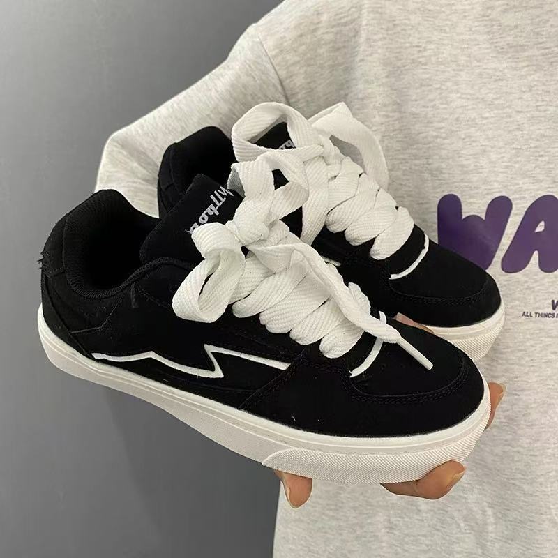 Summer retro German training shoes breathable niche casual sports shoes 36
Summer retro German training shoes breathable niche casual sports shoes 36