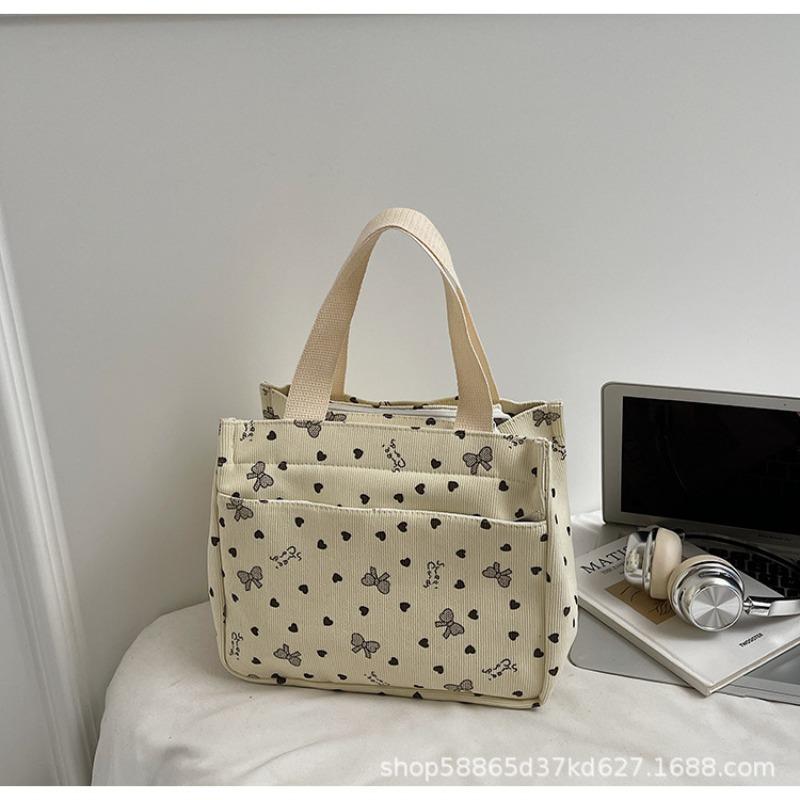 New corduroy tote bag women s commuter versatile high-value office worker handbag large-capacity student bento bag Without pendant
New corduroy tote bag women s commuter versatile high-value office worker handbag large-capacity student bento bag Without pendant