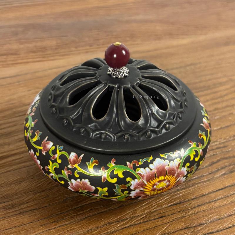 Ceramic Three-legged Incense Burner Temple Worship and Offerings To Buddha Home Indoor Desktop Placement Decoration Retro Censer
Ceramic Three-legged Incense Burner Temple Worship and Offerings To Buddha Home Indoor Desktop Placement Decoration Retro Censer