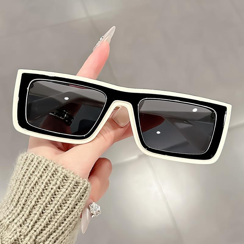 Hip-hop street style personalized sunglasses, European and American fashionable small square frame party accessory sunglasses белый
Hip-hop street style personalized sunglasses, European and American fashionable small square frame party accessory sunglasses белый