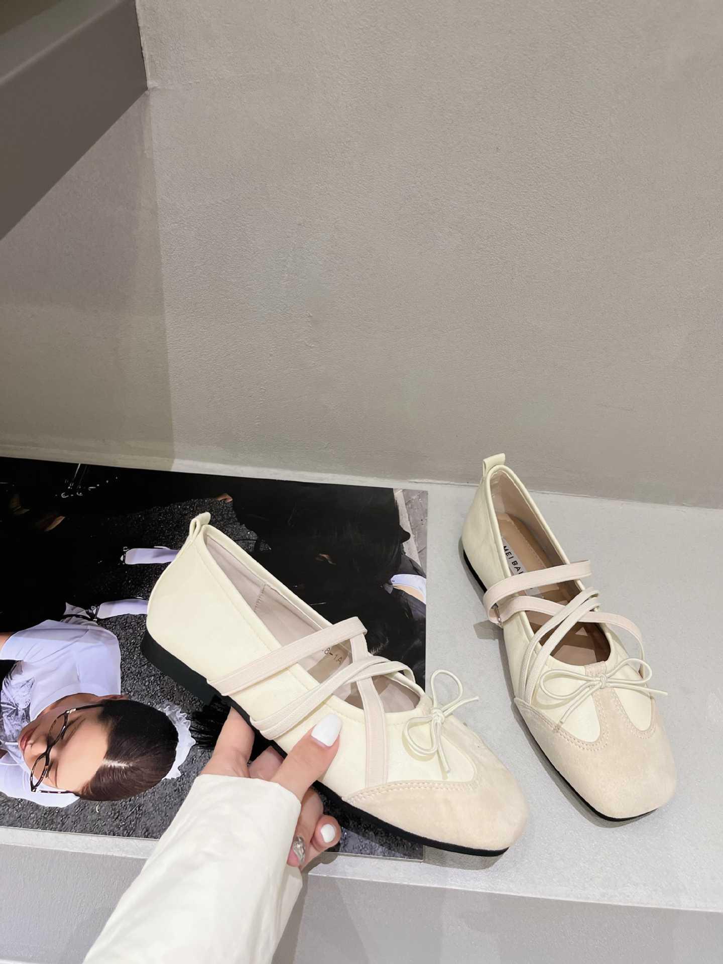 Осень 2025 Мягкие замшевые туфли Мэри Джейн на плоской подошве с бантом для женщин 40 абрикосовый
Осень 2025 Мягкие замшевые туфли Мэри Джейн на плоской подошве с бантом для женщин 40 абрикосовый