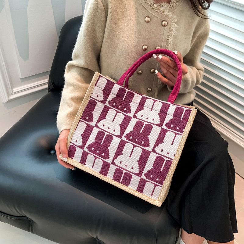 Large-capacity handbags are popular this year, and women s 2025 new trendy fashion and cute rabbit printed shoulder bags. one size fits all червоний
Large-capacity handbags are popular this year, and women s 2025 new trendy fashion and cute rabbit printed shoulder bags. one size fits all червоний