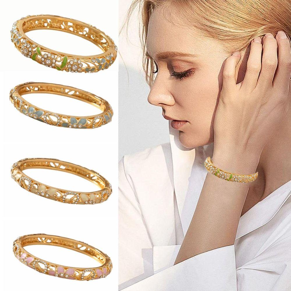 Enamel Hollow Out Flower Bangle Chinese Style Women s Hand Bracelet Vintage Cloisonne Bangle Woman бежевий
Enamel Hollow Out Flower Bangle Chinese Style Women s Hand Bracelet Vintage Cloisonne Bangle Woman бежевий