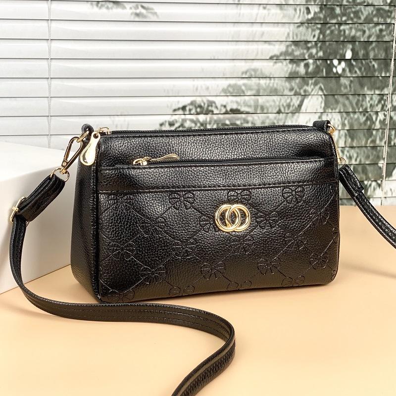 ew messenger bag, casual bag, women s mobile phone bag, hot-selling bag, shoulder bag.
ew messenger bag, casual bag, women s mobile phone bag, hot-selling bag, shoulder bag.