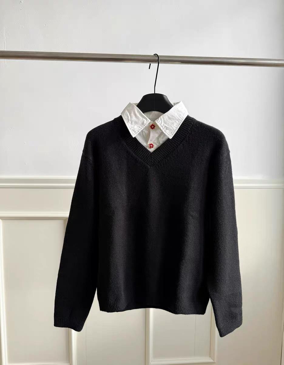 Elegant V-Neck Knit Sweater - Old Money Style, Cleanfit, High-Intelligence Polo, Couple-Friendly Medium чорний
Elegant V-Neck Knit Sweater - Old Money Style, Cleanfit, High-Intelligence Polo, Couple-Friendly Medium чорний