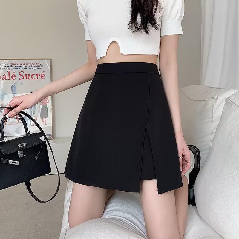 Korean Style Slim Fit Black Leather Midi Skirt with Side Slit – Versatile Spring Fashion for Women S чорний
Korean Style Slim Fit Black Leather Midi Skirt with Side Slit – Versatile Spring Fashion for Women S чорний