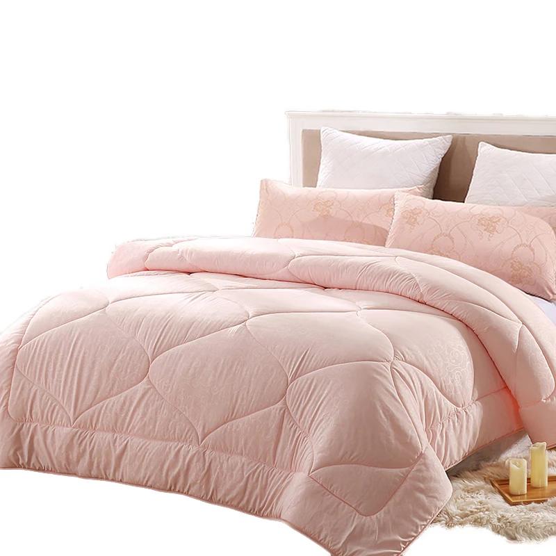 LOVO Cloud Comfort Skin-Friendly All-Season Duvet
LOVO Cloud Comfort Skin-Friendly All-Season Duvet