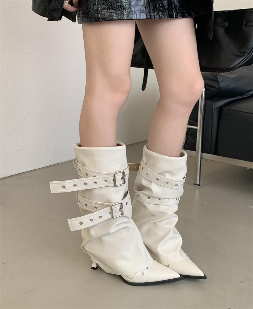 2025 new pointed sexy large size denim fashion boots heel knee boots European and American belt buckle 40
2025 new pointed sexy large size denim fashion boots heel knee boots European and American belt buckle 40