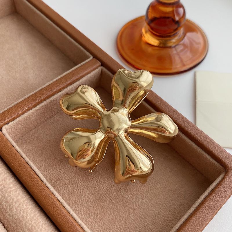 Ретро Металлическая Заколка-Краб для Волос в Виде Цветка - Роскошный Аксессуар в Европейском и Американском Стиле
Ретро Металлическая Заколка-Краб для Волос в Виде Цветка - Роскошный Аксессуар в Европейском и Американском Стиле