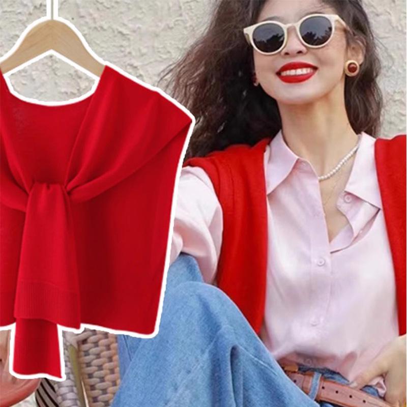 Popular Women s Korean-Style Air-Conditioned Shawl: Knitted, Sleeveless, Neck Protection, Red New Year Design.
Popular Women s Korean-Style Air-Conditioned Shawl: Knitted, Sleeveless, Neck Protection, Red New Year Design.