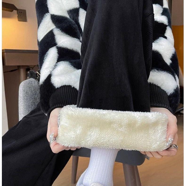 Wide-Leg Corduroy Fleece-Lined Pants: Warm, Thick, High-Waist, Straight-Leg Casuals for Women, Girls & Boys - Perfect for Autumn & Winter. XL 110-135 jin
Wide-Leg Corduroy Fleece-Lined Pants: Warm, Thick, High-Waist, Straight-Leg Casuals for Women, Girls & Boys - Perfect for Autumn & Winter. XL 110-135 jin