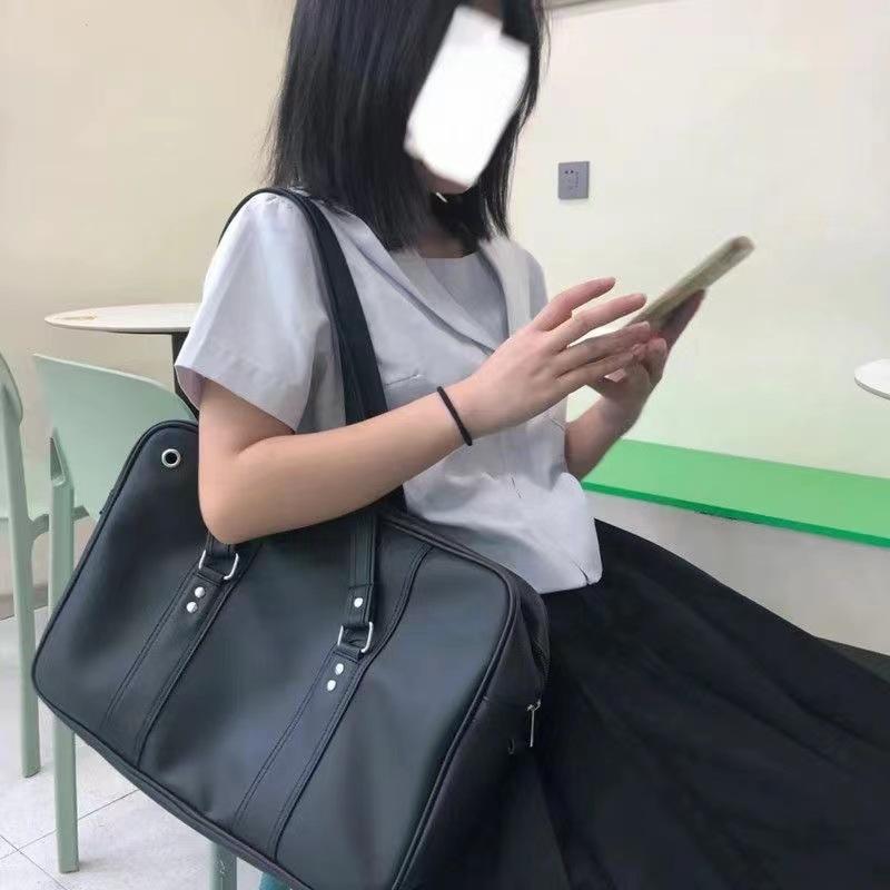 JIAERDI Japanese JK Uniform Black Shoulder Bags Women Large Capacity Handbag Tote Bag Female Harajuku Underarm Bag Aesthetic 35x25x10cm чёрный
JIAERDI Japanese JK Uniform Black Shoulder Bags Women Large Capacity Handbag Tote Bag Female Harajuku Underarm Bag Aesthetic 35x25x10cm чёрный