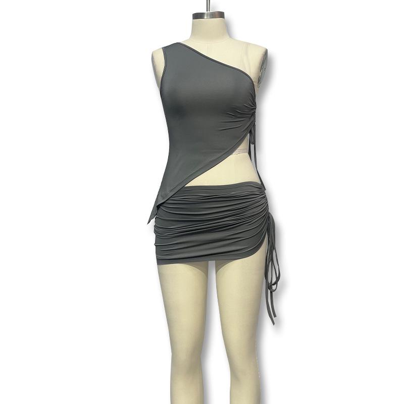 Европейский и американский стиль летний топ на одно плечо и юбка с драпировкой, комплект из двух предметов для женщин Small серый
Европейский и американский стиль летний топ на одно плечо и юбка с драпировкой, комплект из двух предметов для женщин Small серый