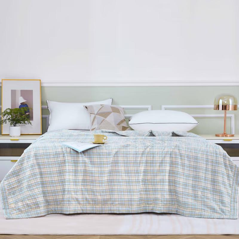 PIERTE POLO Summer Comforter
PIERTE POLO Summer Comforter