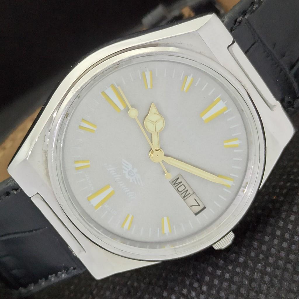 Б/У винтажные мужские часы Citizen Automatic 8200 Japan D/D Grey 551a-a291755-9 SKU551a-a291755
Б/У винтажные мужские часы Citizen Automatic 8200 Japan D/D Grey 551a-a291755-9 SKU551a-a291755