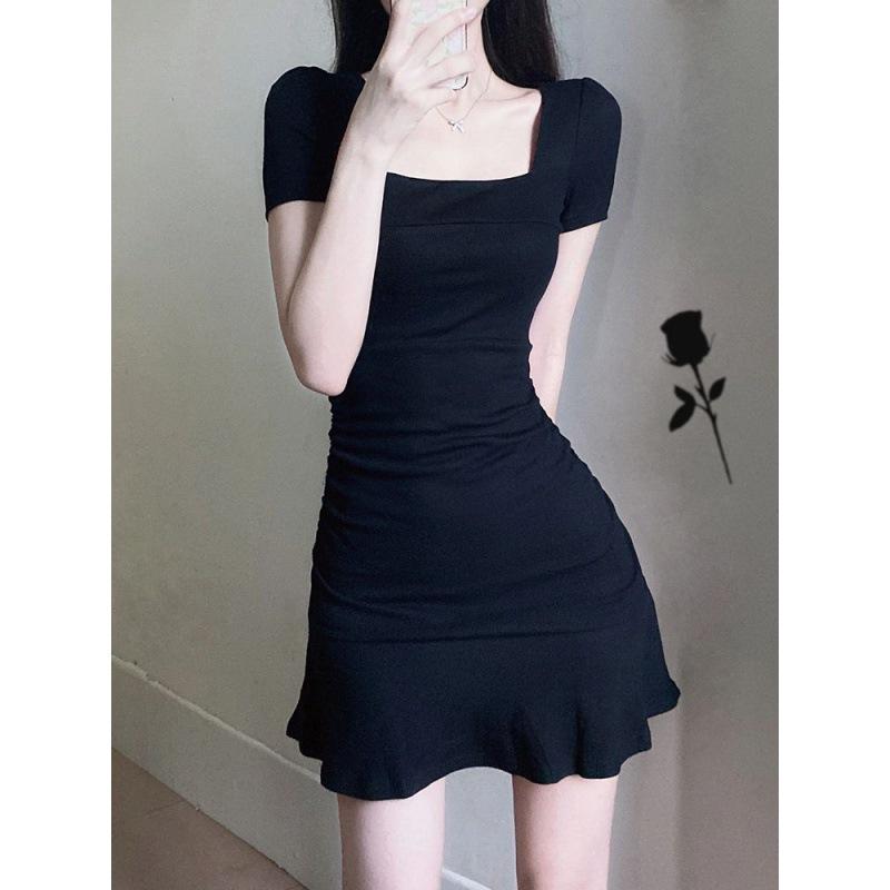 Chic Square Neck Fishtail Little Black Dress - Waist-Slimming Summer Style S (80-90 Jin)
Chic Square Neck Fishtail Little Black Dress - Waist-Slimming Summer Style S (80-90 Jin)