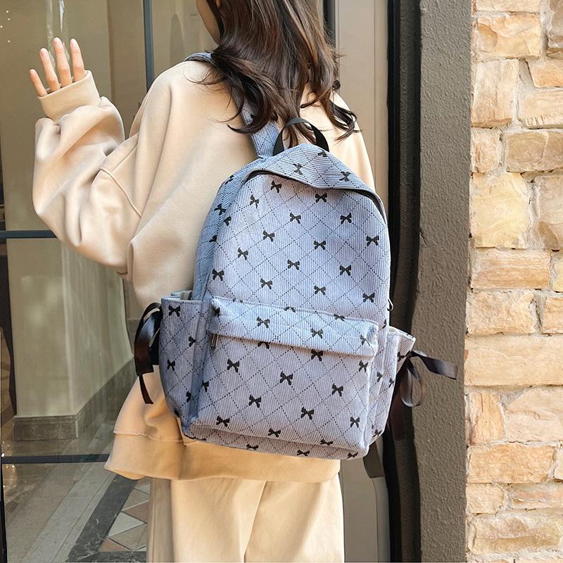 Large capacity student backpack schoolbag new versatile autumn and winter striped velvet fresh bow backpack backpack темно-коричневого кольору
Large capacity student backpack schoolbag new versatile autumn and winter striped velvet fresh bow backpack backpack темно-коричневого кольору