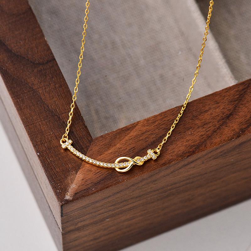 Улыбающееся ожерелье M ö Bius Обернутое ожерелье с легкой роскошью и нишевым ощущением
Улыбающееся ожерелье M ö Bius Обернутое ожерелье с легкой роскошью и нишевым ощущением