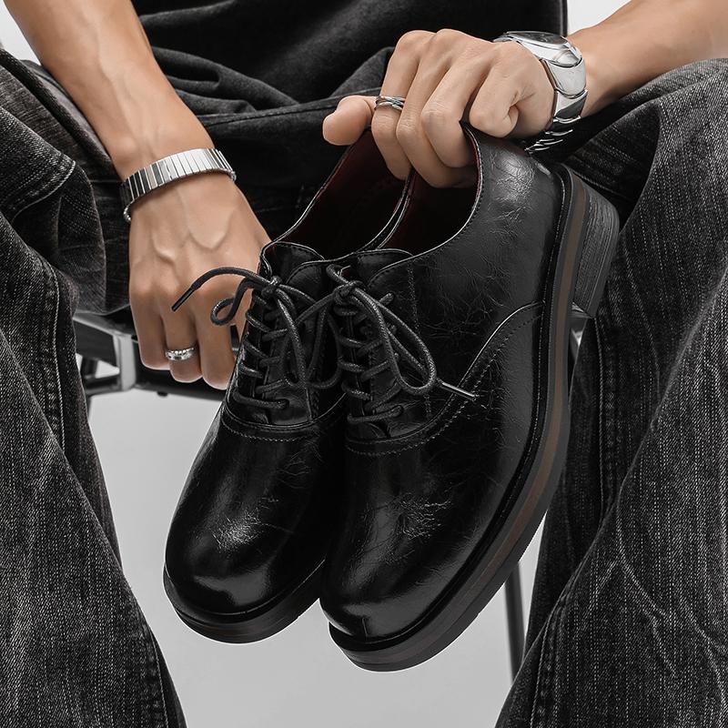 Men New Business Casual Derby Shoes Retro Niche Cracked Breathable Fashiable Shoes for Men Daily Commuting 46 чорний
Men New Business Casual Derby Shoes Retro Niche Cracked Breathable Fashiable Shoes for Men Daily Commuting 46 чорний