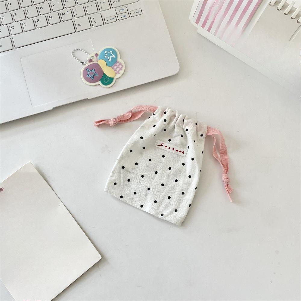 Cute Dots Coin Purse Key Earphone Drawstring Storage Bag Women Girls Jewelry Lipstick Cosmetic Tote Rope Pouch String Bags
Cute Dots Coin Purse Key Earphone Drawstring Storage Bag Women Girls Jewelry Lipstick Cosmetic Tote Rope Pouch String Bags