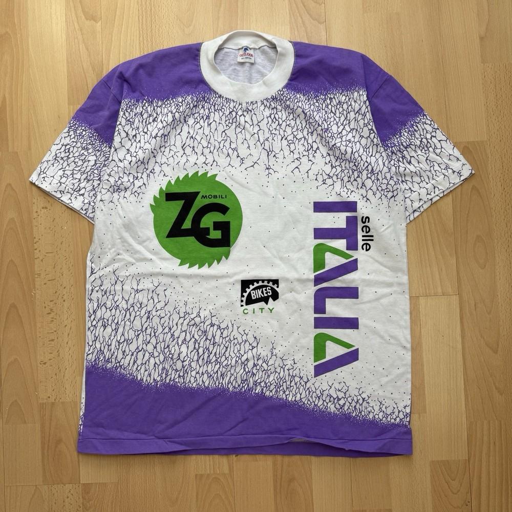 Vintage 90s Bikes City Selle Italia Graphic Purple Cycling TShirt Unisex T-Shirt XXXL
Vintage 90s Bikes City Selle Italia Graphic Purple Cycling TShirt Unisex T-Shirt XXXL