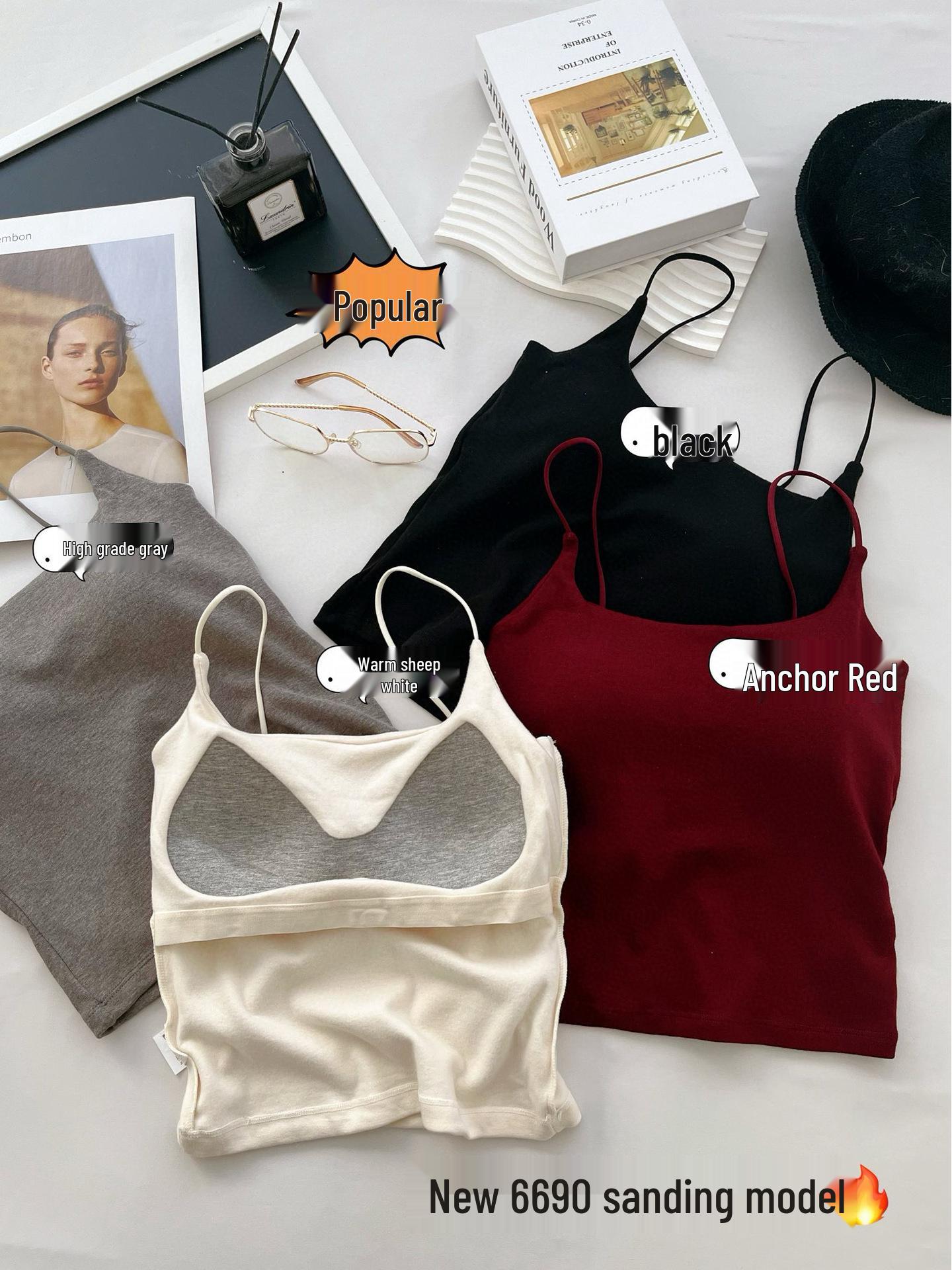 Женская однотонная удобная майка с фиксированной чашкой и тонкими бретелями One Size (85-135 kg)
Женская однотонная удобная майка с фиксированной чашкой и тонкими бретелями One Size (85-135 kg)