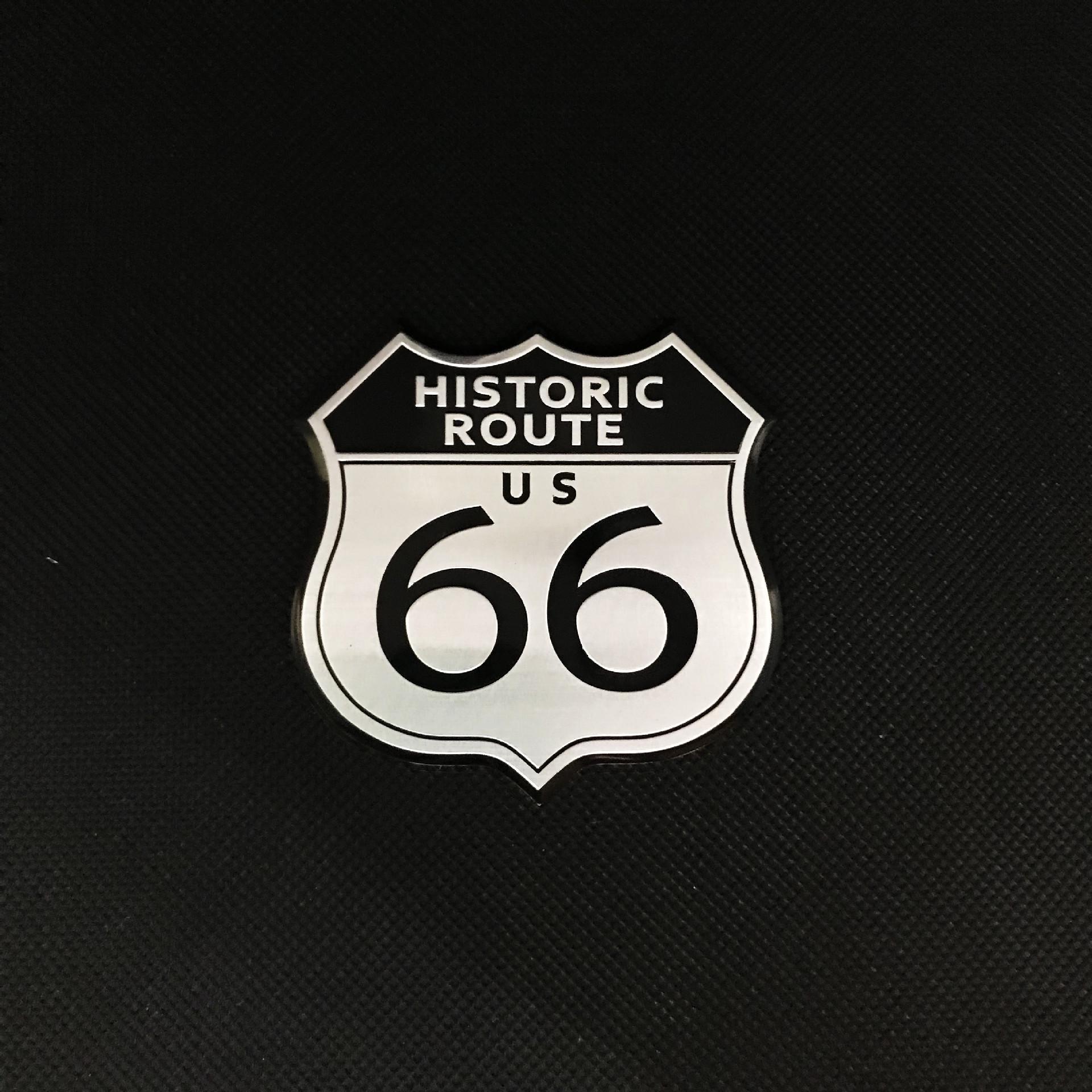 Памятная металлическая алюминиевая табличка с логотипом Cadillac SRX Route 66
Памятная металлическая алюминиевая табличка с логотипом Cadillac SRX Route 66