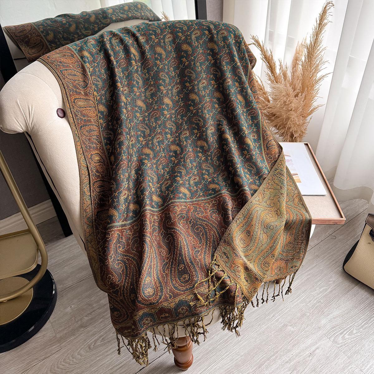 Имитация кашемировой шали Классический этнический стиль Универсальный жаккардовый платок с бахромой из кешью Длинный шарф 195*70 зелёный
Имитация кашемировой шали Классический этнический стиль Универсальный жаккардовый платок с бахромой из кешью Длинный шарф 195*70 зелёный