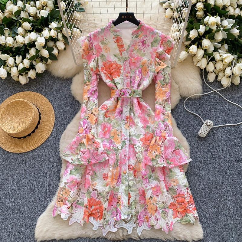A Summer Women s Printed Dress with Flared Sleeves and Hollowed-out Crochet Design Featuring A Stylish Look 2XL рожевий
A Summer Women s Printed Dress with Flared Sleeves and Hollowed-out Crochet Design Featuring A Stylish Look 2XL рожевий