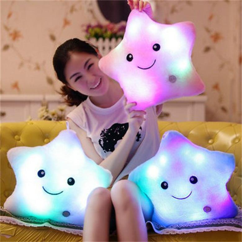 Colorful Luminous Throw Pillow Cute Five-Pointed Star Love Luminous Play Christmas Puppet Scene Decoration Birthday Gift luminous (without battery)
Colorful Luminous Throw Pillow Cute Five-Pointed Star Love Luminous Play Christmas Puppet Scene Decoration Birthday Gift luminous (without battery)