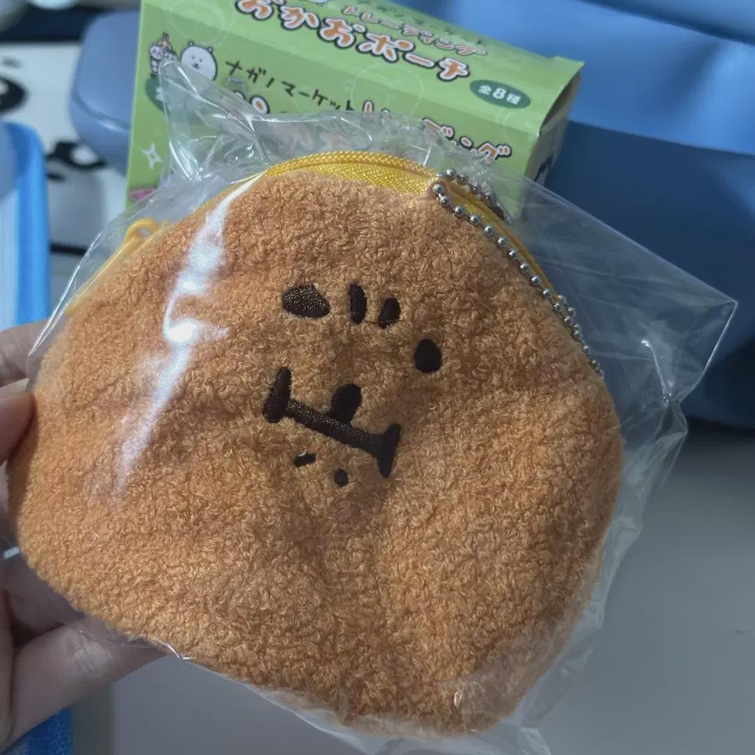 Сумка с изображением торговой марки Nagano Market
Сумка с изображением торговой марки Nagano Market