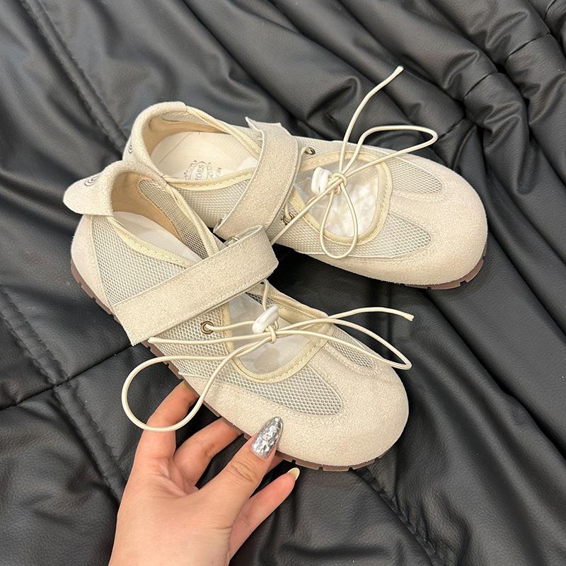 Fashion, lightweight and breathable yellow light mouth flat-soled single shoes women s 2025 new summer soft-soled Velcro Mary Jane shoes 39 бежевий
Fashion, lightweight and breathable yellow light mouth flat-soled single shoes women s 2025 new summer soft-soled Velcro Mary Jane shoes 39 бежевий