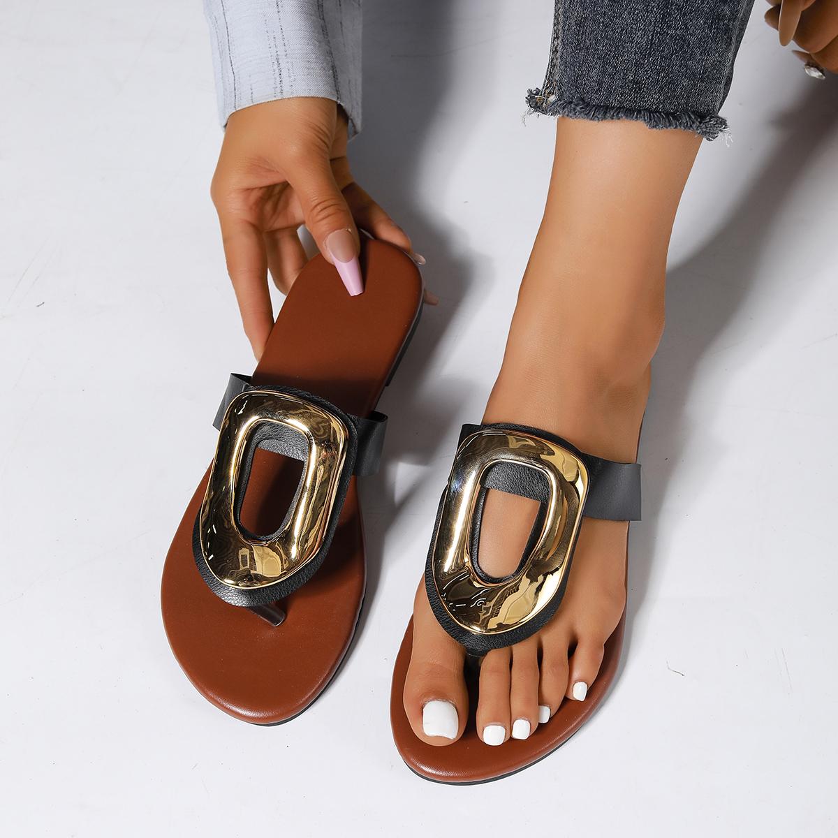 Летние женские тапочки, шлепанцы, противоскользящие, пляжные тапочки, роскошные сандалии на плоской подошве, повседневная дизайнерская обувь, слайды женские 36 чёрный
Летние женские тапочки, шлепанцы, противоскользящие, пляжные тапочки, роскошные сандалии на плоской подошве, повседневная дизайнерская обувь, слайды женские 36 чёрный