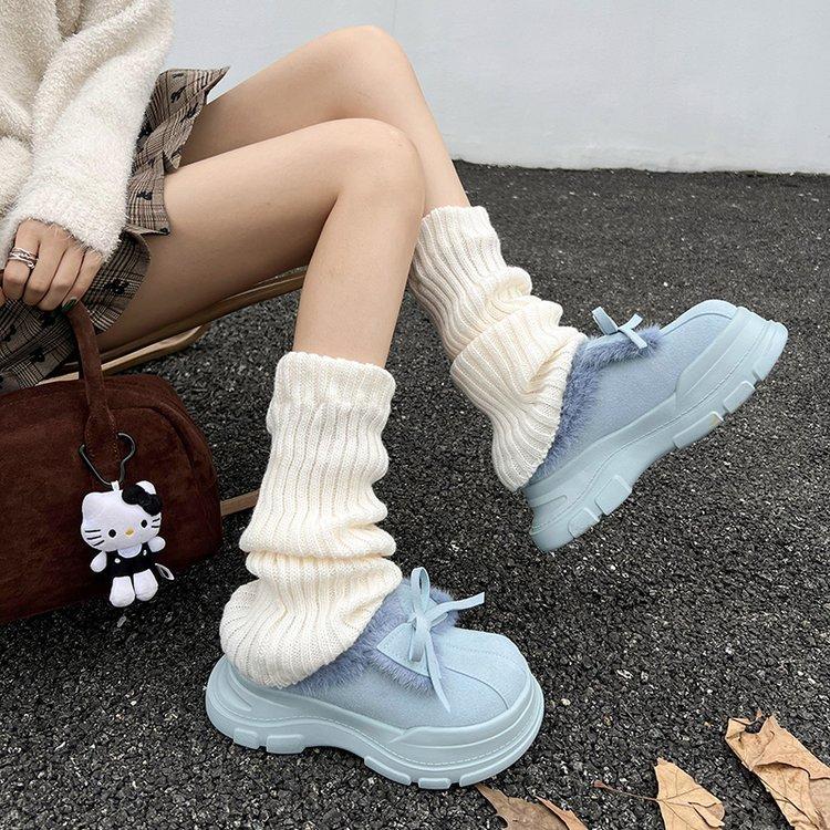 Меховые цельные зимние ботинки на толстой подошве женские 2025 новые зимние с набивным утолщенным хлопком, с закрытым носком, полусапожки с мехом 40
Меховые цельные зимние ботинки на толстой подошве женские 2025 новые зимние с набивным утолщенным хлопком, с закрытым носком, полусапожки с мехом 40