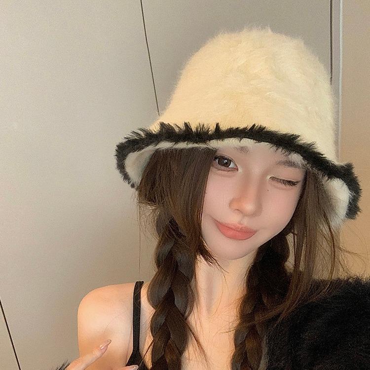 Rabbit fur bucket hat women s autumn and winter new black edge color matching plush face bucket hat basin hat Adult (56-58cm) верблюд
Rabbit fur bucket hat women s autumn and winter new black edge color matching plush face bucket hat basin hat Adult (56-58cm) верблюд