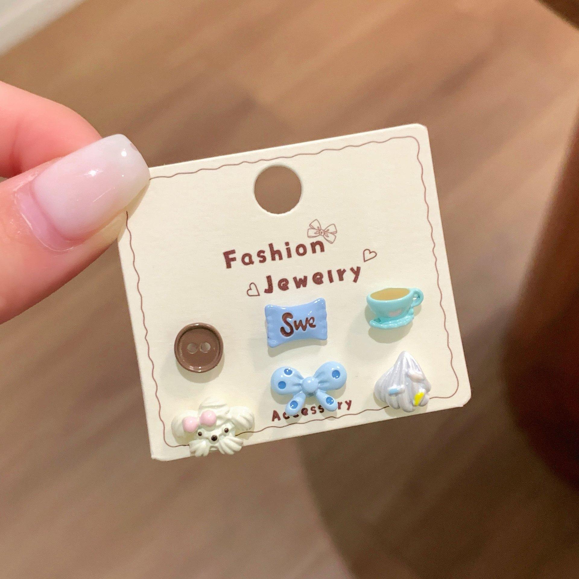 Bow Cute Stud Earrings Set Dopamine Small Stud Earrings Spring and Summer Silver Needle Earrings Design Sense Niche Jewelry Gift
Bow Cute Stud Earrings Set Dopamine Small Stud Earrings Spring and Summer Silver Needle Earrings Design Sense Niche Jewelry Gift