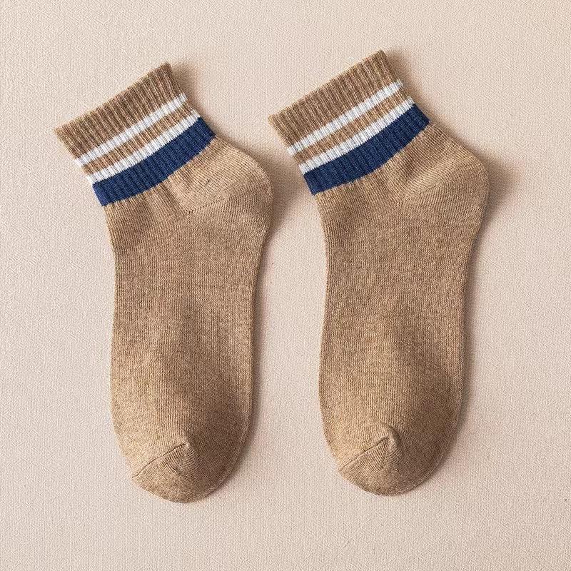 Men s Mid-calf Socks, Sweat-absorbing and Breathable Cotton Socks, Sports Socks, Double-bar Stripes, Spring and Summer Retro 1 pair хакі
Men s Mid-calf Socks, Sweat-absorbing and Breathable Cotton Socks, Sports Socks, Double-bar Stripes, Spring and Summer Retro 1 pair хакі