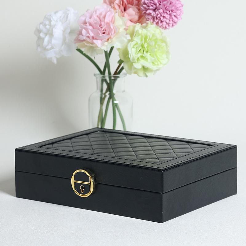 Qingyu Diamond Pattern PU Leather Jewelry Storage Drawer Box 23*17*6.5 cm чёрный
Qingyu Diamond Pattern PU Leather Jewelry Storage Drawer Box 23*17*6.5 cm чёрный