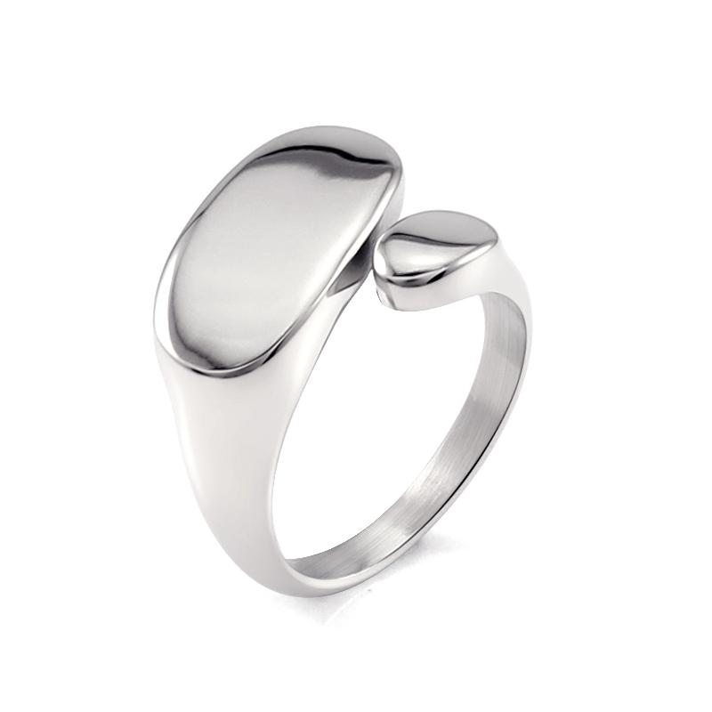 Women s Simple Stainless Steel Shiny Crooked Crisscrossed High Polish Geometric Punk Opening Ring Fashion Lady Jewelry 7
Women s Simple Stainless Steel Shiny Crooked Crisscrossed High Polish Geometric Punk Opening Ring Fashion Lady Jewelry 7
