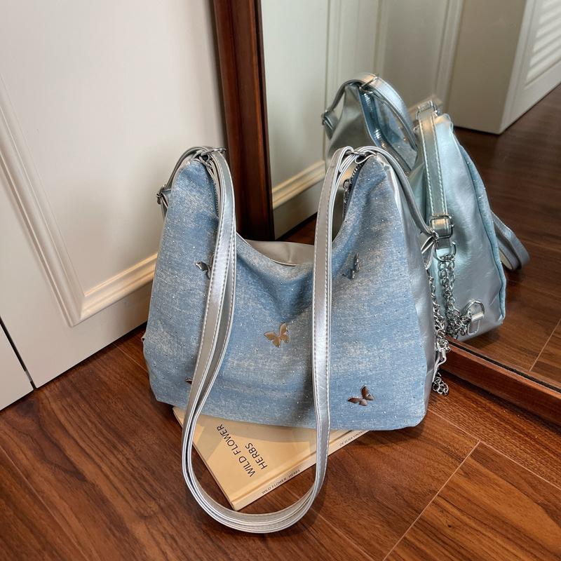 Denim butterfly star design portable dumpling bag simple fashion versatile shoulder messenger bag
Denim butterfly star design portable dumpling bag simple fashion versatile shoulder messenger bag