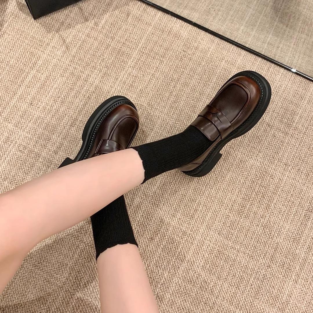 High-end cowhide version~ single shoes retro polished thick-soled lazy women s small leather shoes 40 чорний
High-end cowhide version~ single shoes retro polished thick-soled lazy women s small leather shoes 40 чорний
