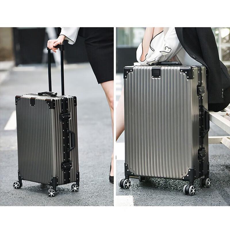 BATANUV Fashion High-End Aluminum Frame Luggage
BATANUV Fashion High-End Aluminum Frame Luggage